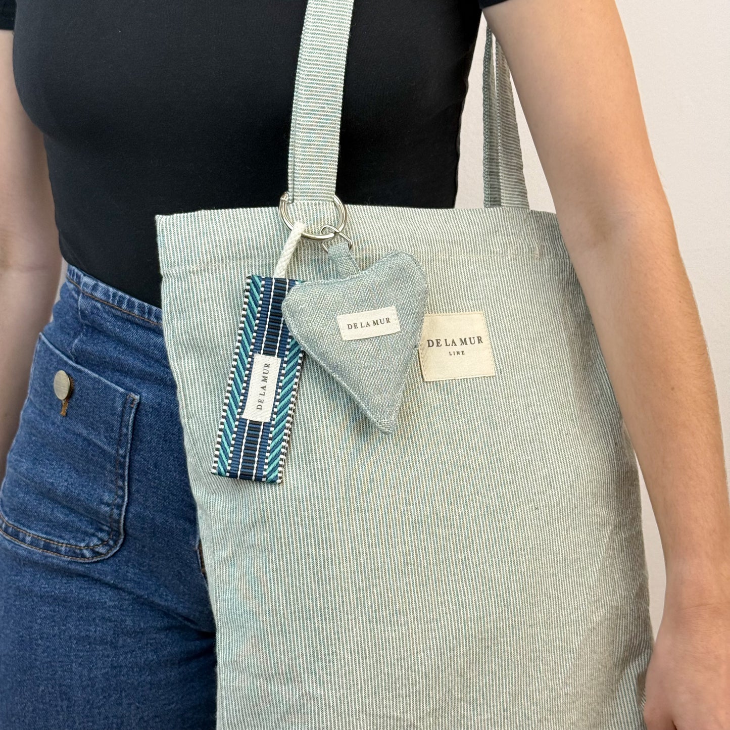 Taschenanhänger AQUA