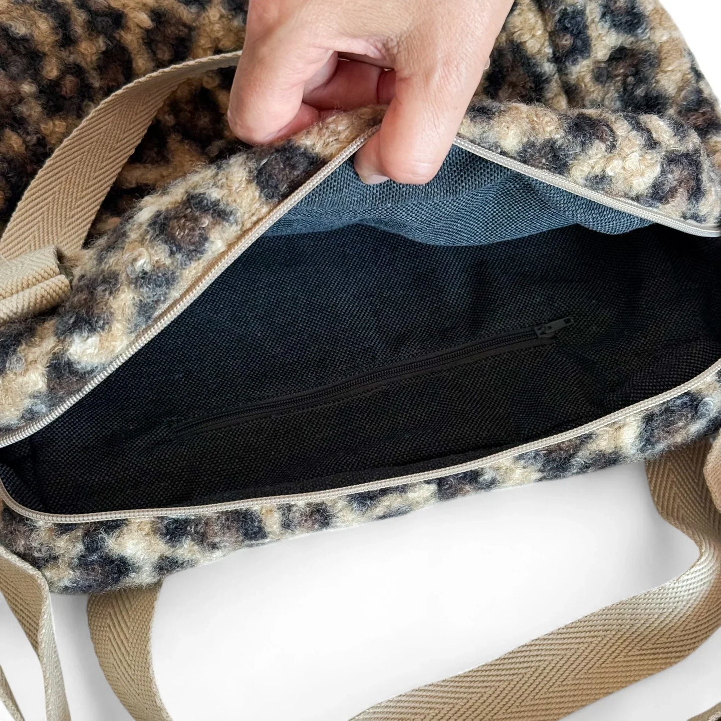 Schultertasche Maletin PARDO