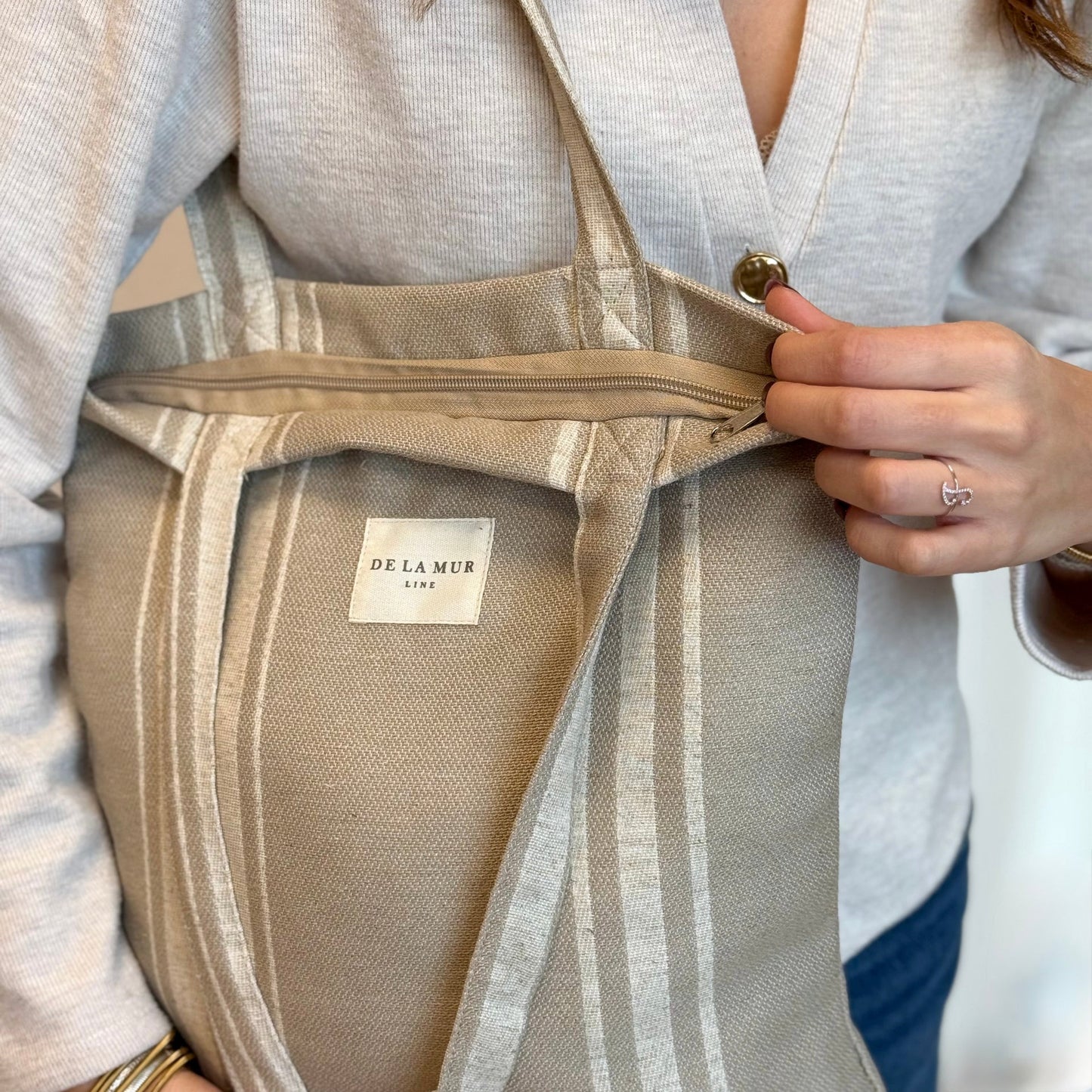 CARRE Tragetasche mit Reißverschluss